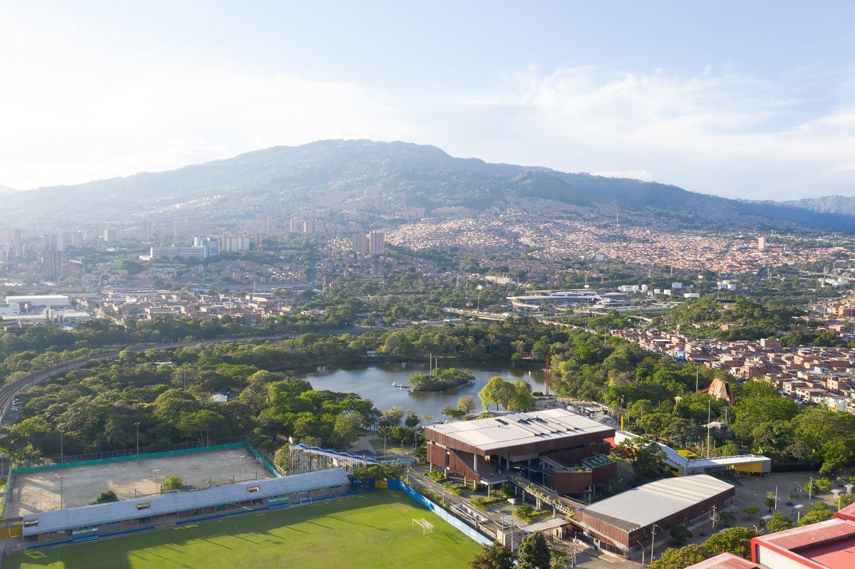 Mova-Teacher Innovation Centre | Opus Estudio