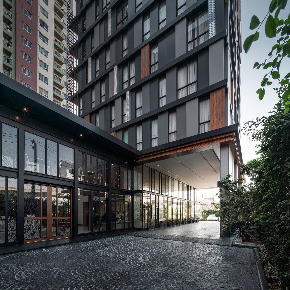 Srinakarin Hotel | Archimontage Design Fields Sophisticated