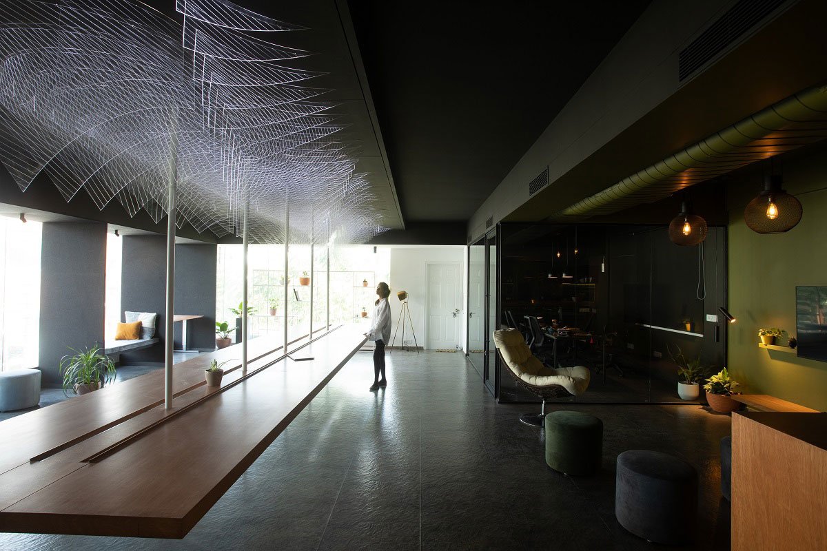 Lines and Motion | MYVN Architecture