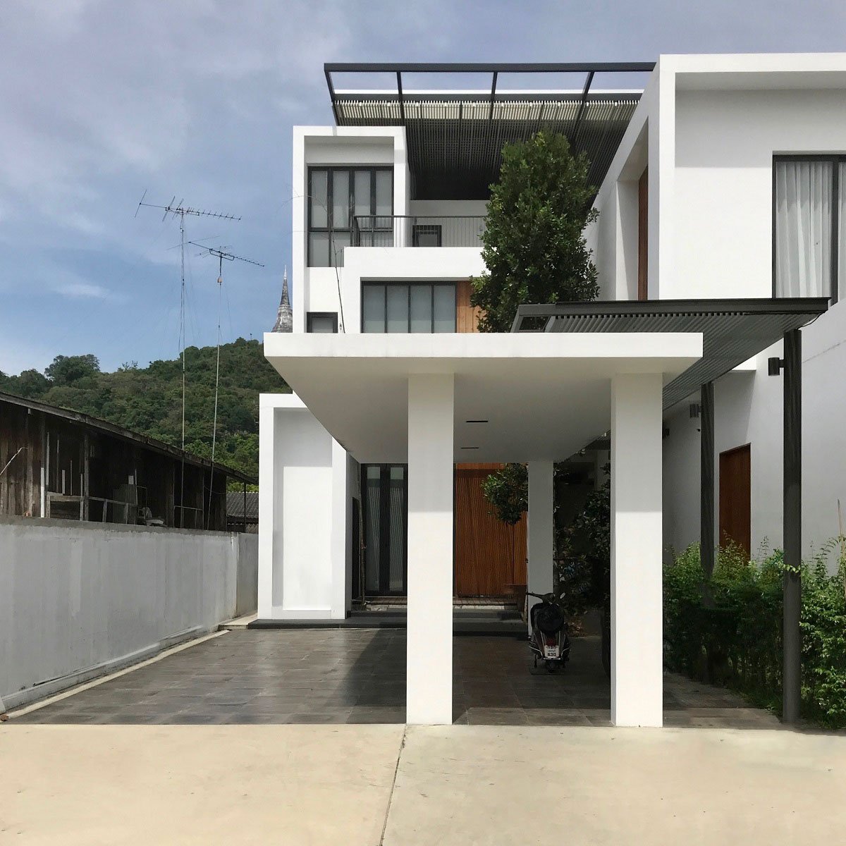 Phetchaburi House | Archimontage Design Fields Sophisticated