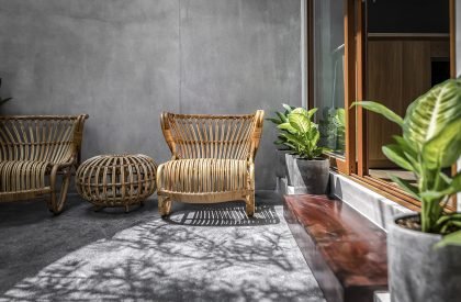 Alone House | Story Architecture