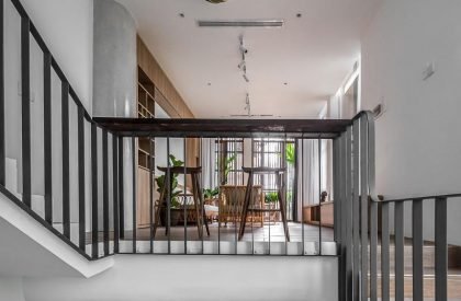 Alone House | Story Architecture