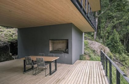 PR House | Triangular