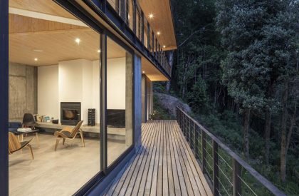 PR House | Triangular