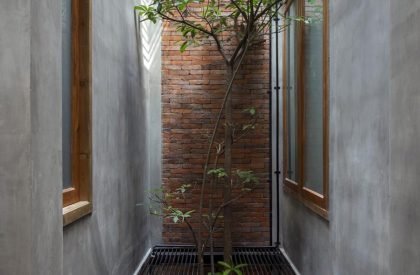 Permeable Junction Boarding House | Andyrahman Architect