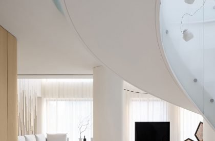 Zhejiang Private Penthouse | YuQiang & Partners+EK Design