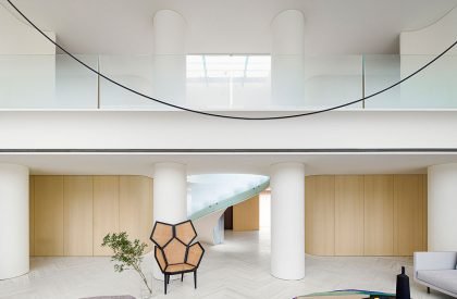 Zhejiang Private Penthouse | YuQiang & Partners+EK Design