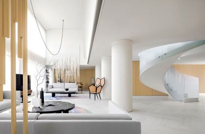 Zhejiang Private Penthouse | YuQiang & Partners+EK Design