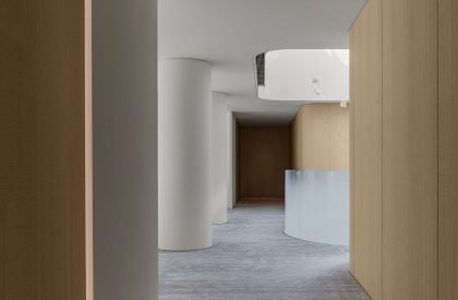 Zhejiang Private Penthouse | YuQiang & Partners+EK Design