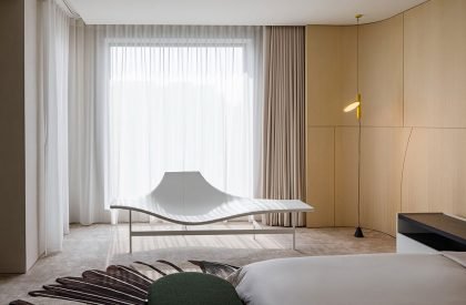 Zhejiang Private Penthouse | YuQiang & Partners+EK Design