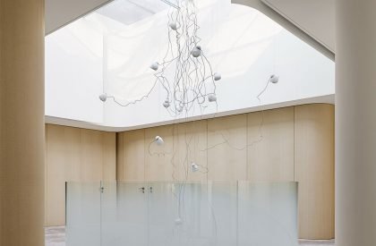 Zhejiang Private Penthouse | YuQiang & Partners+EK Design