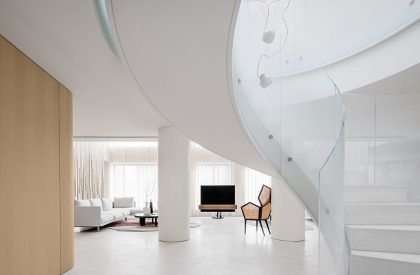 Zhejiang Private Penthouse | YuQiang & Partners+EK Design