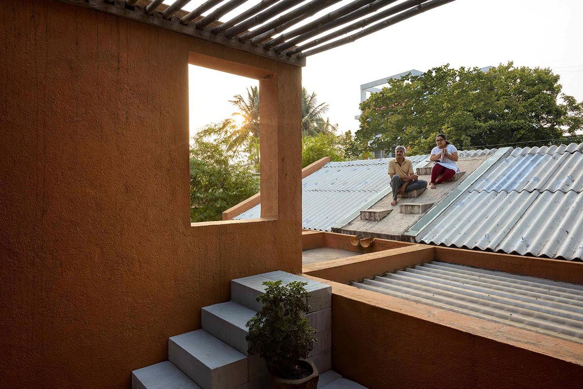 Iskilar | Studio Anhad