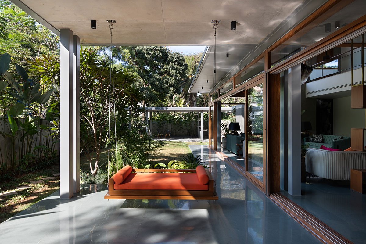 House of Canopies | Studio Motley