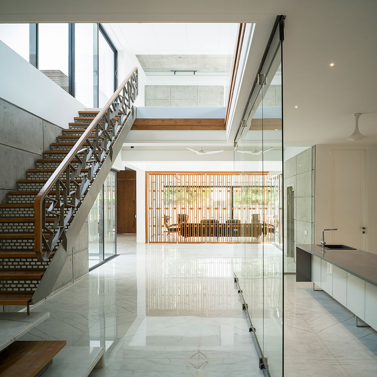 Residence 1065 | Charged Voids