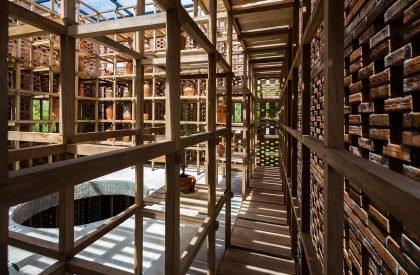 Terra Cotta Studio | Tropical Space