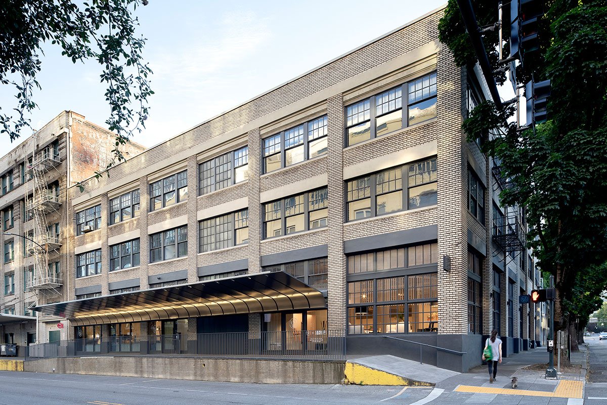 Blu Dot Showroom | Waechter Architecture