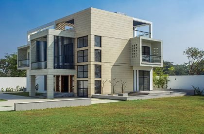 Jinat Batika | 3 Points Consultant