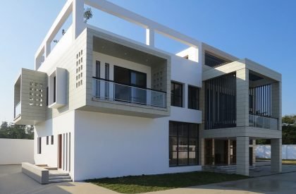 Jinat Batika | 3 Points Consultant