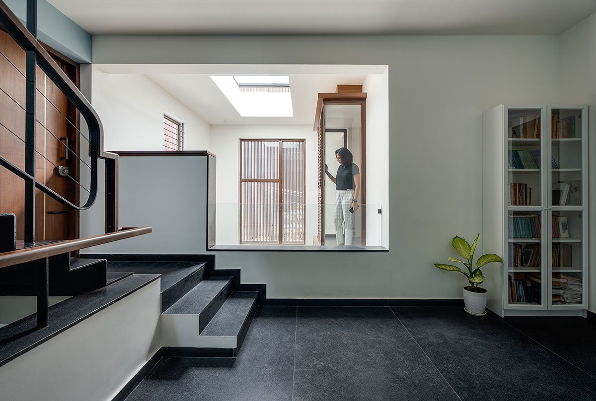 House With Two Courts | Shuonya Nava Designs