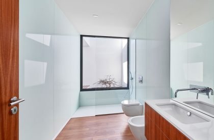 M.C. House | Atelier d’Arquitectura Lopes da Costa