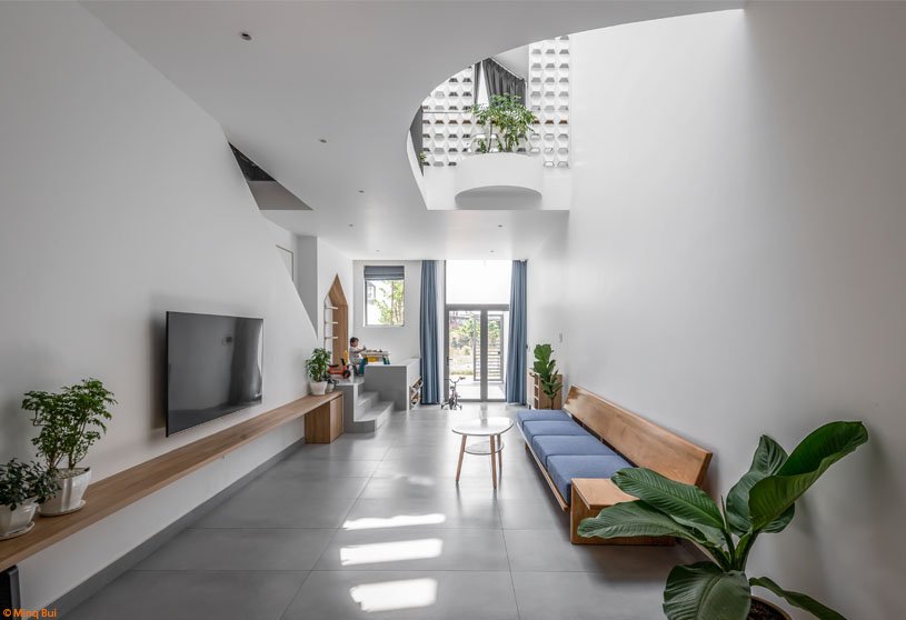 Salem House | Story Architecture