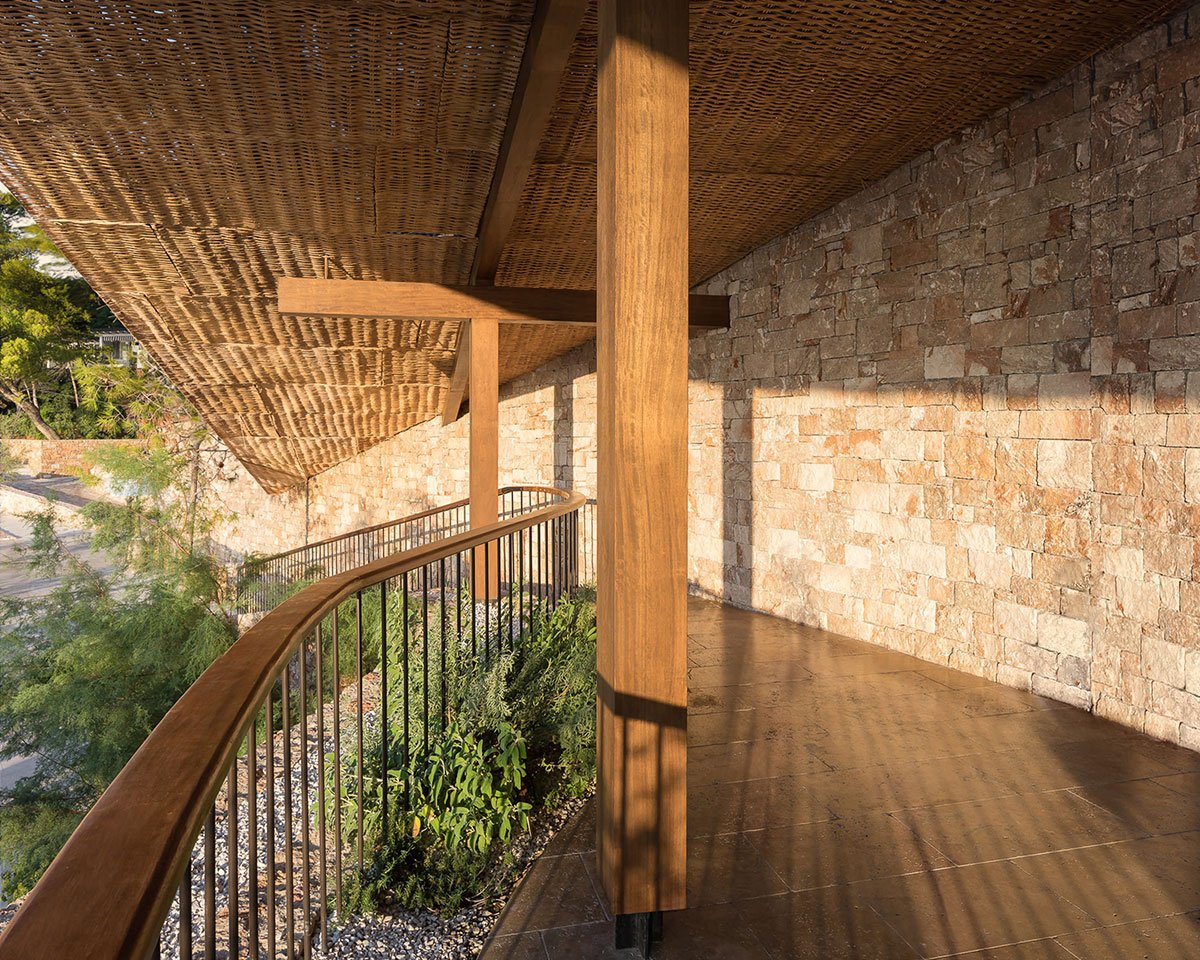 Taverna37 | “K-Studio”