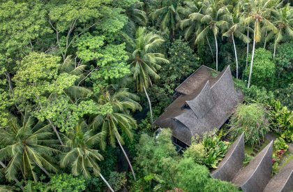 Rumah Tresna | Ida Bagus Oka + Alexis Dornier