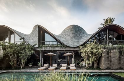 Alpha House | Alexis Dornier