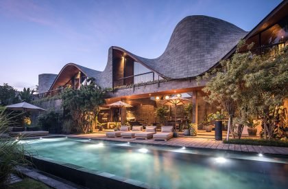 Alpha House | Alexis Dornier