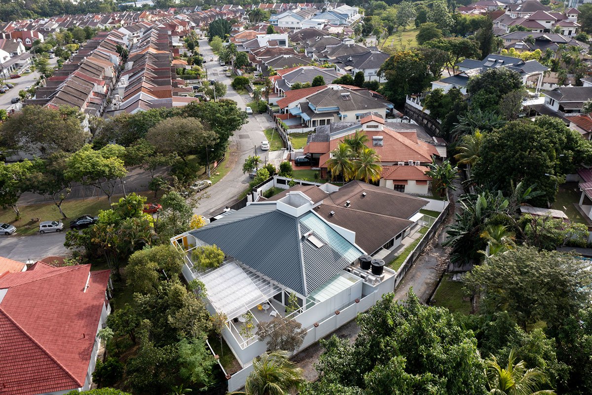 inTroVerse House | Core Design Workshop