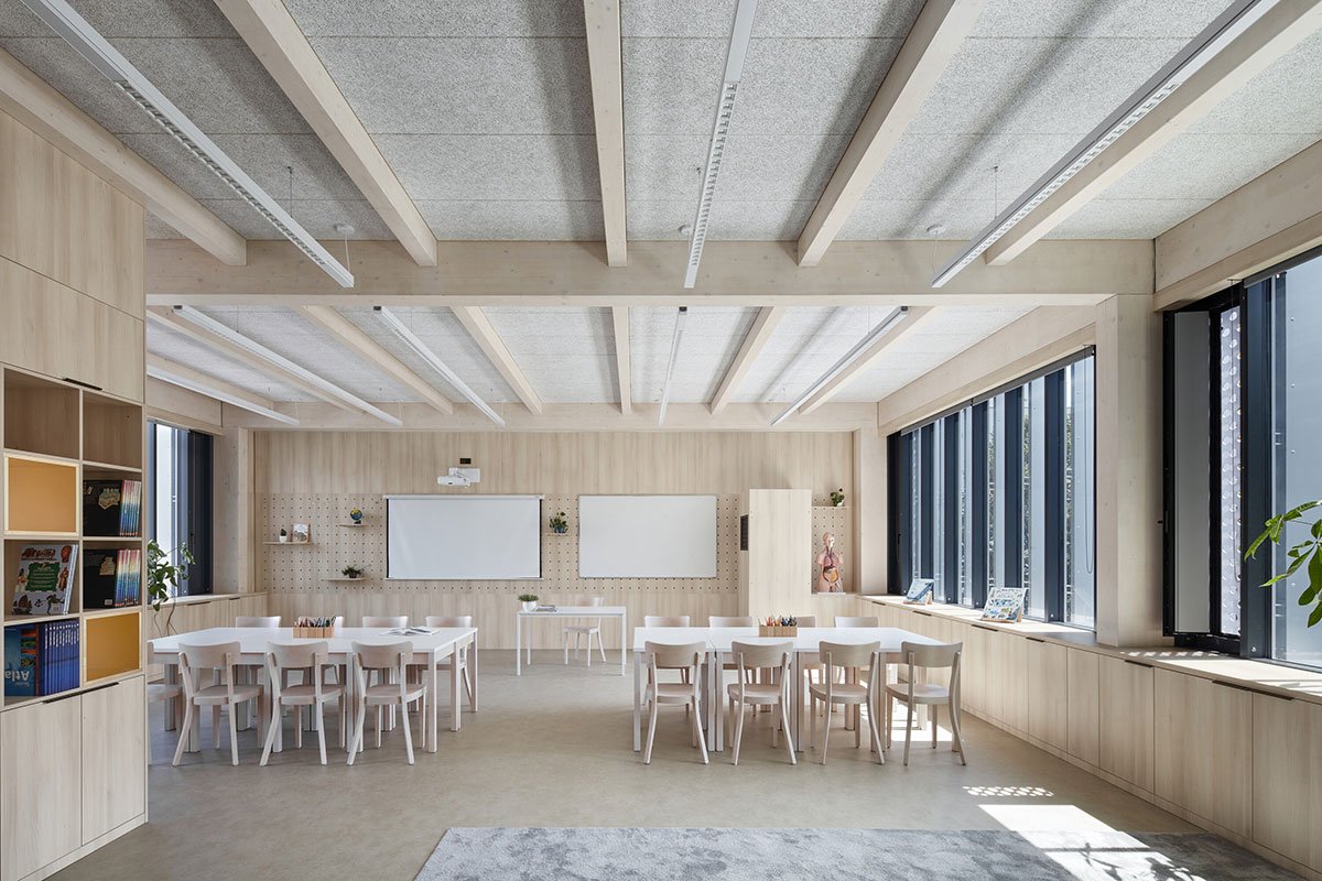 Duhovka Elementary School | ra15