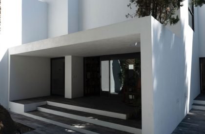 E House | Lucio Muniain et al