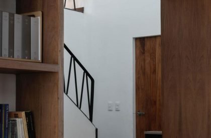 E House | Lucio Muniain et al