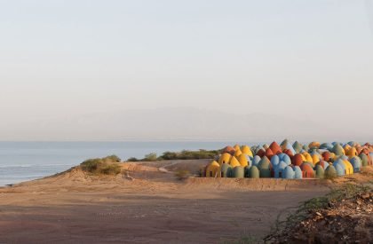 Presence in Hormoz 2 | ZAV Architects