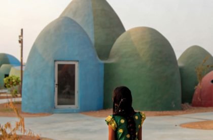 Presence in Hormoz 2 | ZAV Architects