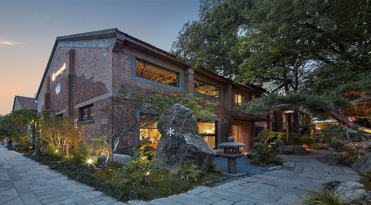 Snow Peak Cafe, MATRO Luxury Centre | KiKi ARCHi