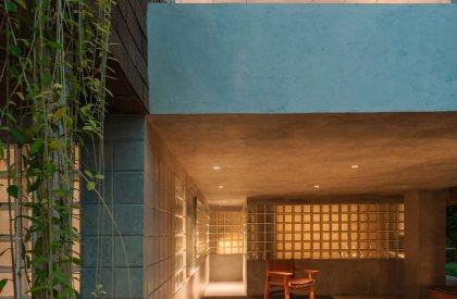 Attic Above Garden | RAD+ar