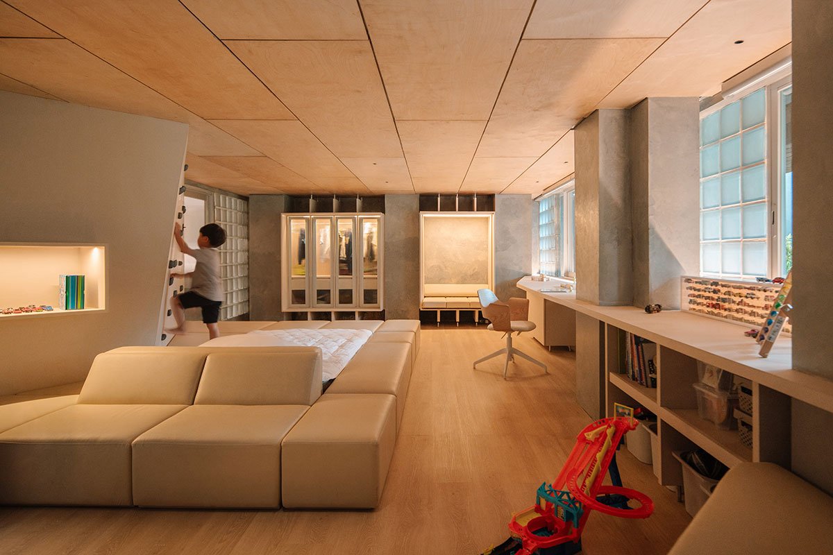 Attic Above Garden | RAD+ar