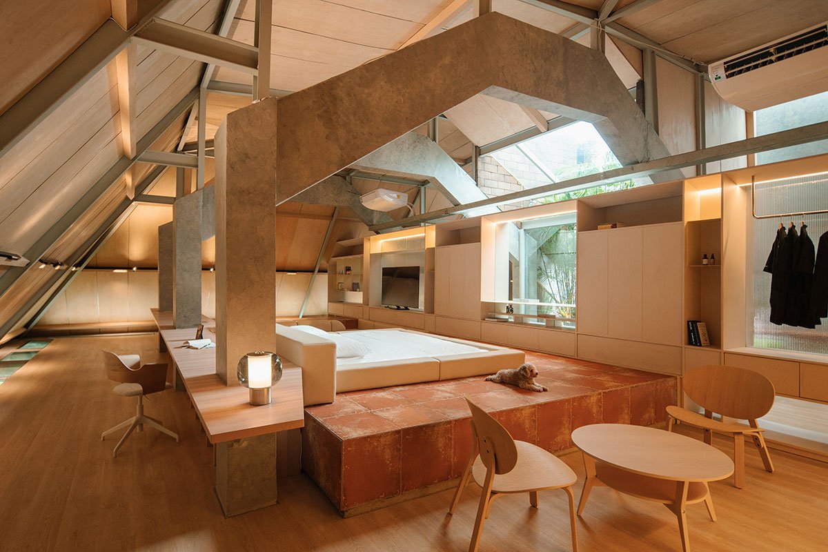 Attic Above Garden | RAD+ar