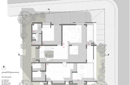 House 40 | Between Spaces