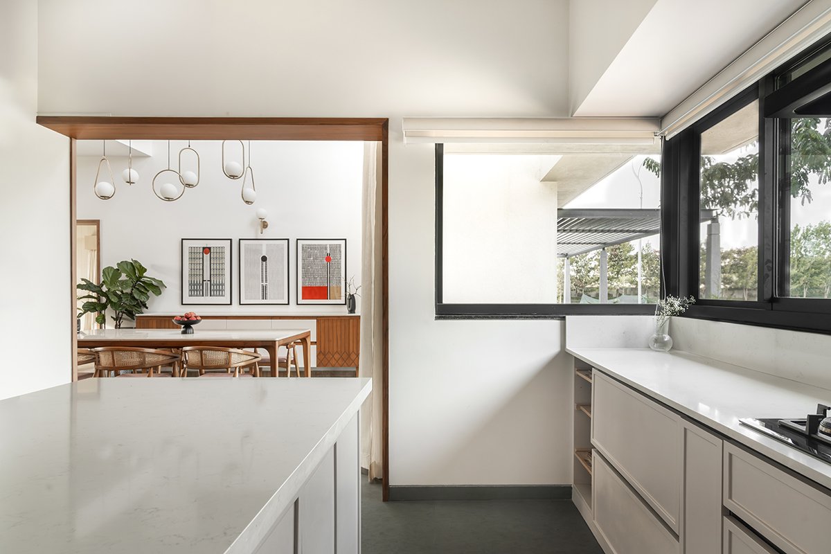 House 40 | Between Spaces