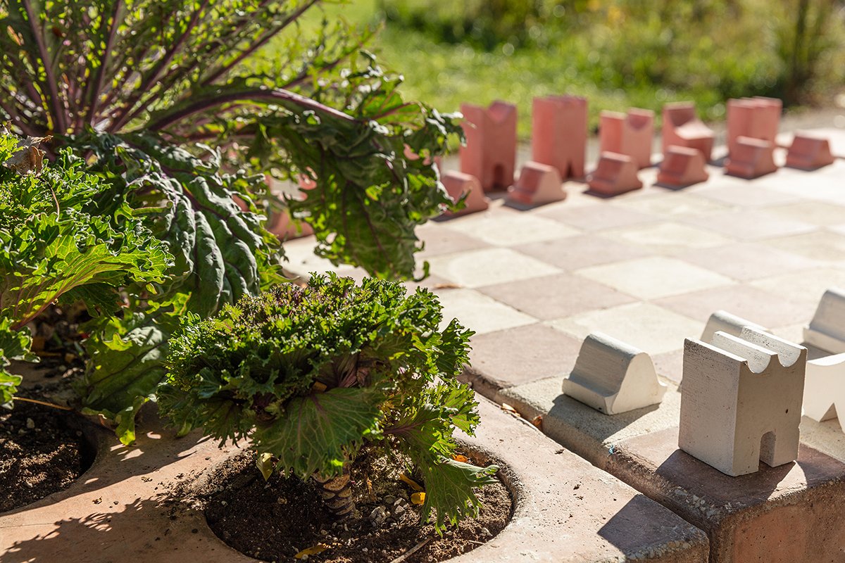 The Garden Table | Studio Ossidiana