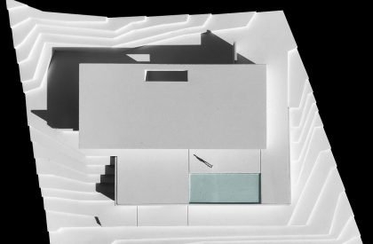 House over the olive tree | Gallardo Llopis Arquitectos