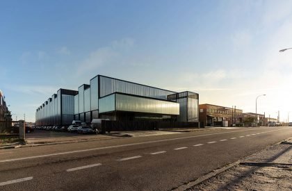 Metalworking Industry Building | Óscar Miguel Ares Álvarez