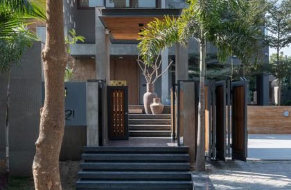 Pixel House | tHE gRID Architects