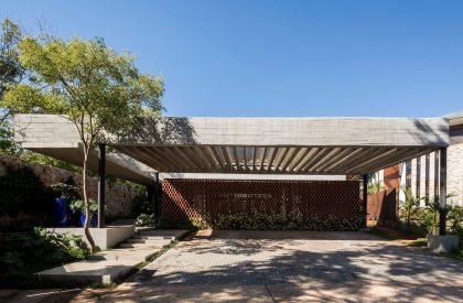 Patios House | Equipo de Arquitectura and José Cubilla