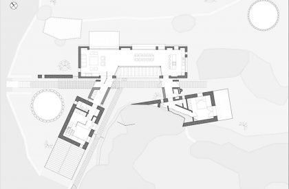 A House Between The Rocks | Aristides Dallas Architects