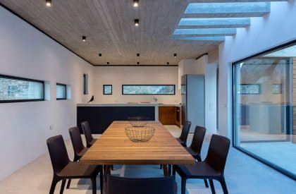 A House Between The Rocks | Aristides Dallas Architects