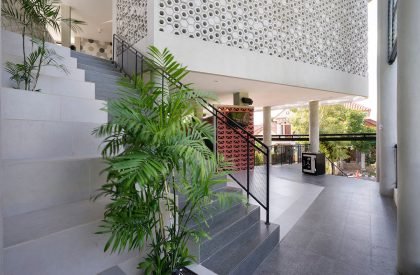 Honeycomb Mosque | Andyrahman Architect